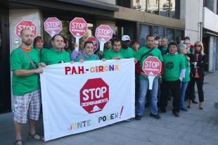 La PAH reclama aturar el desnonament d'una família estafada per Bankia