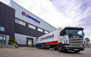 Un treballador d'una empresa càrnia de Riudellots en mata un altre a ganivetades