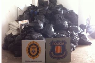 Els nous 'vigilants de la platja' a Roses confisquen fins a 6.000 objectes