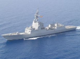 L'Armada aborda uns pescadors de Roses per no portar la bandera espanyola