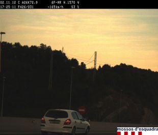 Denunciat per circular begut i a 165 km/h a l'A-26 a Besalú