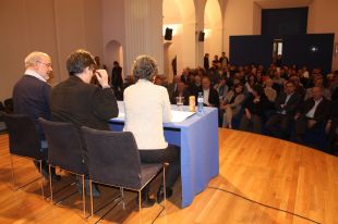Personalitats gironines donen suport al manifest a favor de les consultes per la independència
