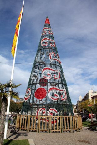 Girona destina 236.000 euros a l'enllumenat de Nadal i amplia els barris il·luminats