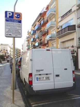 Blanes introduirà millores en la regulació de les zones de càrrega i descàrrega  