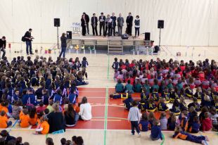 Prop de 1.500 alumnes participen en la 19a edició del concurs de fanalets a Girona