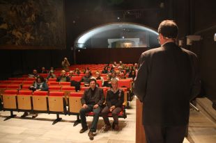 Recullen 1.500 euros en una subhasta d'art en benefici de La Bressola