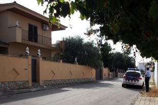 Entren a robar a la casa de l'empresari gironí que va matar a trets la seva dona