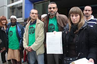 Els Mossos denuncien per desobediència dos membres de la PAH en un desnonament