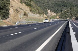 Comencen a circular vehicles pels trams oberts de l'Eix Transversal desdoblat