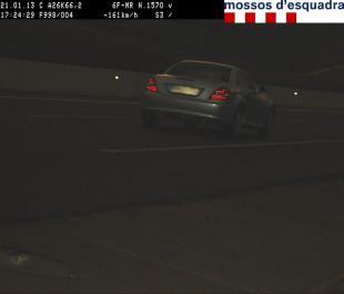 Denuncien un conductor per circular a 161 km/h i doblar la taxa d'alcoholèmia