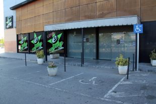 Avui arrenca el judici  dels tres acusats d'assassinar un noi davant la discoteca llatina Enjoy