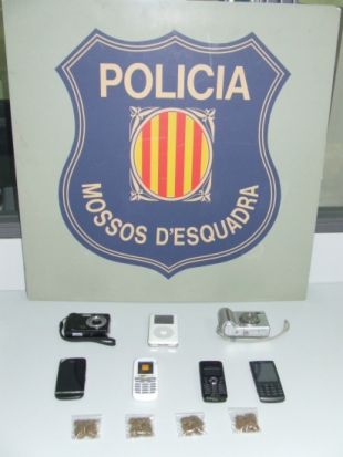 Sis detinguts en tres locutoris de Torroella de Montgrí