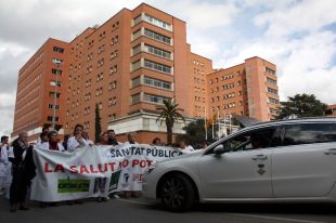 Protestes al Trueta per l'augment de la jornada i la contractació de nous directius