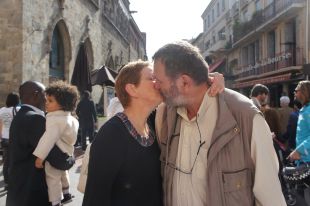 Més de 5.000 petons per la llengua catalana a Perpinyà