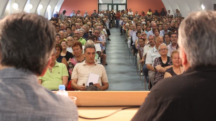 L'auditori es va omplir amb mig miler de persones © M. Estarriola