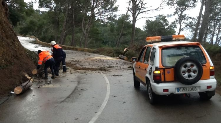 Esllavissada en un dels accessos a la muntanya de Sant Sebastià. Aj. de Palafrugell