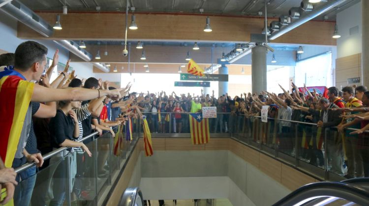 El vestíbul de l'estació del TAV a Girona aquest dimecres. ACN