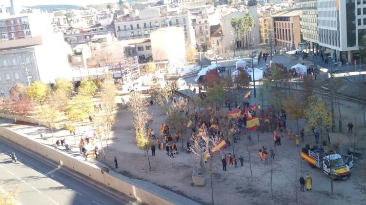 Un dels trams de la manifestació que s'ha concentrat a la plaça Constitució. Carles Bonaventura