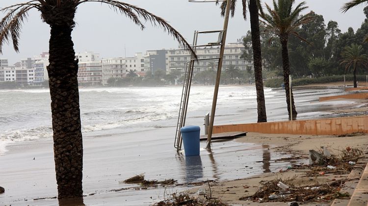 La platja de Roses va desapareixer sota l'aigua © ACN