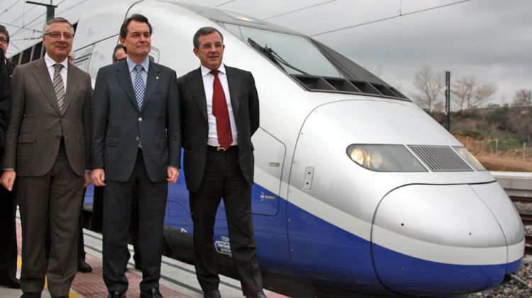 El ministre José Blanco i el president del Govern Artur Mas inaugurant oficialment el traçat © ACN