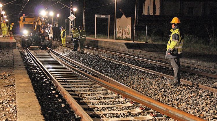 Treballs de l'estesa del tercer rail per a mercaderies © ACN