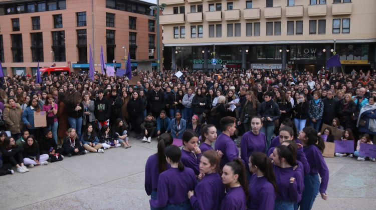 La Plaça U d'Octubre just abans de començar la manifestació de Girona. ACN