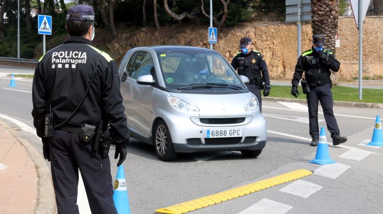 Control de la Policia Local de Palafrugell. ACN