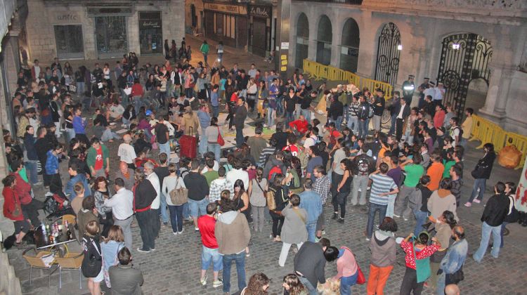 Una vegada acabada l'assemblea han marxat a plaça Catalunya © M. Estarriola