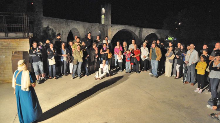 La sinagoga és un dels punts del recorregut de les visites nocturnes © M. Estarriola