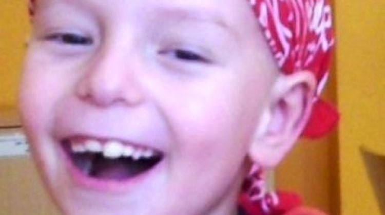 Joel Coll, de sis anys, pateix leucèmia