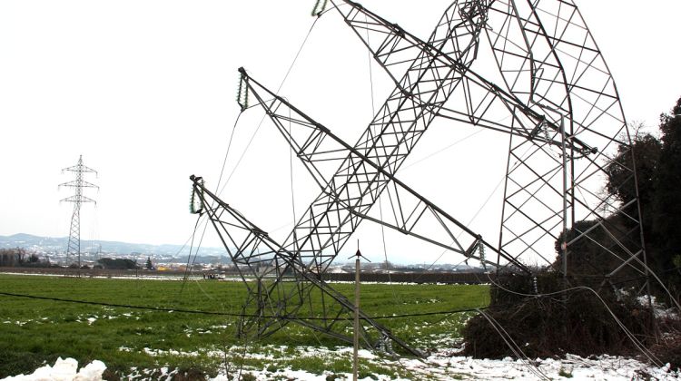 Torre d'Alta Tensió caiguda pels efectes de la nevada (març 2010)