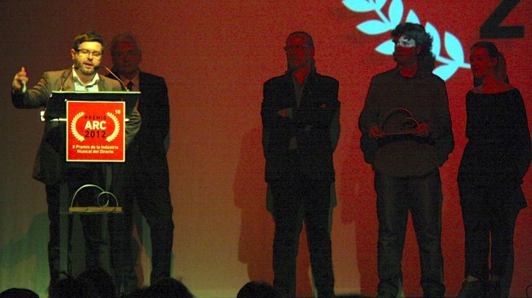 Representants de l'Acústica de Figueres han recollit el Premi al Millor Festival o Cicle de Concerts © ACN