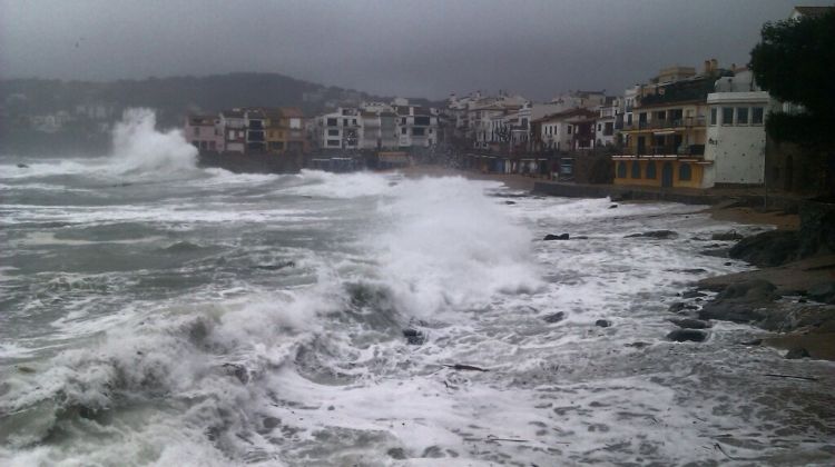 Temporal de llevant aquest matí a Calella de Palafrugell © Margarida Bonet