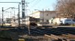 Adif encara la fase final de la renovació de la catenària entre Figueres i Portbou