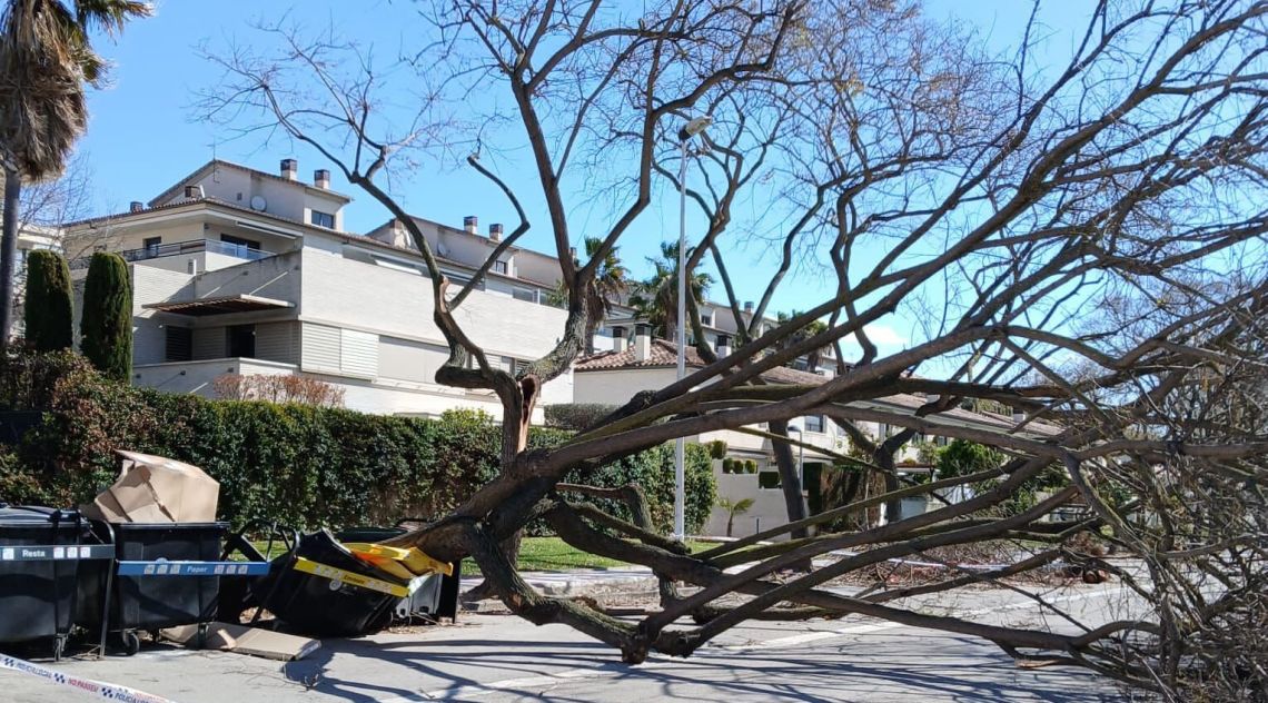 El temporal de vent s’intensifica i s’allargarà fins dimarts
