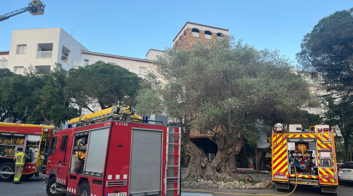 Més de 300 persones evacuades d’un hotel a Castell-Platja d’Aro per un incendi 