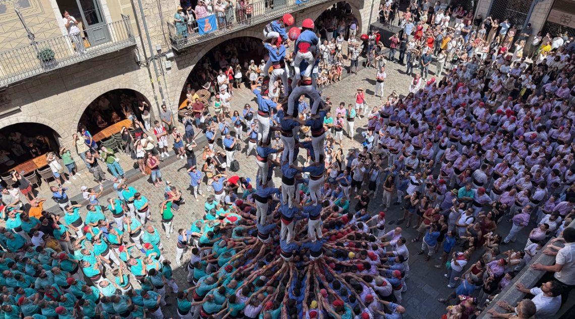 Els Marrecs celebren 30 anys amb una diada històrica i un castell inèdit a Girona