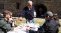 Girona encadena mig any de descens de l'atur i crea 10.100 llocs de treball al juny