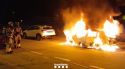 Dos vehicles afectats en un incendi de matinada a Vilatenim