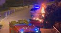 Un incendi calcina un vehicle i en malmet un altre a Figueres
