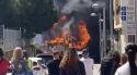Un autobús s'incendia al costat de l'hospital de Palamós