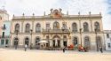 Retiren l'esfera del rellotge del Casino de Llagostera per motius de seguretat