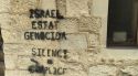 Omplen de pintades contra Israel a la façana del centre jueu de Girona
