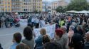 300 veïns de Llagostera reaccionen al tiroteig reclamant ''viure en pau i sense delinqüència''