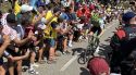Milers d’aficionats omplen la Molina per veure el pas del Tour de França