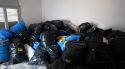 Vuit detinguts i uns 3.900 productes falsificats decomissats en un cop contra el top manta a Roses