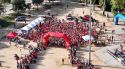 La cursa ''Apaguem el càncer'' dels Bombers i Oncolliga aplega més de 1.000 persones a Girona