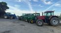 Pagesos gironins es mobilitzen amb tractors cap a Barcelona per l’augment dels costos de producció