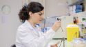 La UdG rep un ajut de 150.000 euros per desenvolupar una vacuna contra bacteris resistents