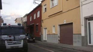 Imatge del número 14 del carrer de la Vinya de Vilafant on van tenir lloc els fets (arxiu) © ACN